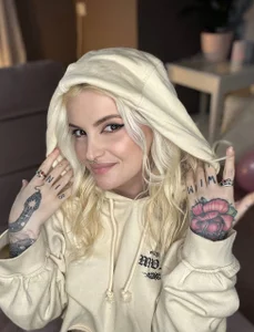 ☕👅 od AndiaHart  7 snímek