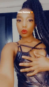 SexyAppleAss01 Public slika 5