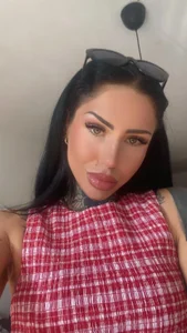 Fiona_inked Public Εικόνα 2