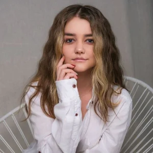 CecilyTouma Public Εικόνα