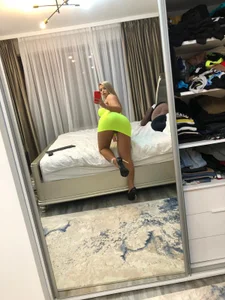 Aneri Life with me Foto