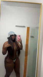 linsay_beker12 Public Pic