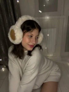 LouiseChavezのSnow meの 5枚の写真