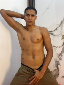 lucas837481 Public Pic