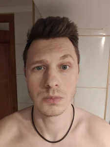 BehindBlueEyesssのPublicの 2枚の写真