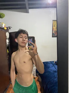 stripboys03: Harry ( фото)