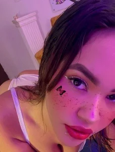 CAMILA--REY wow Pic 8