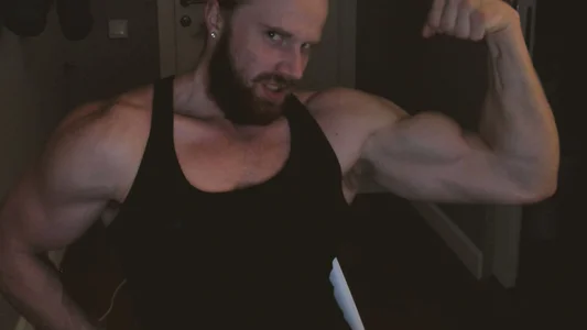 Paul_Rolex From back stage 💀 Hình 2