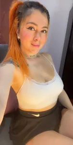 “Skin, Strength & Temptation” od Anihaa  snímek