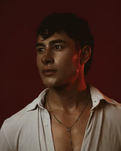 AustinJones_ kullanıcısının It's better in red! 🔥❤️☄️ albümü -  3 fotoğraf