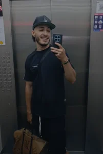 Public de Grant_Irons  3 Imagens