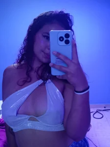 LyaDurand Public  3টি ছবি