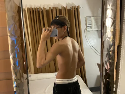 fucking_cum_rodのMirror hotの 4枚の写真