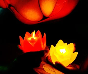 Free for all users de angelwavy  2 Imagens