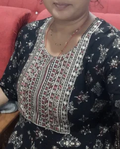 Kavya17 Public5 Pic