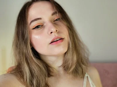 alysia_storm Public Pic 6