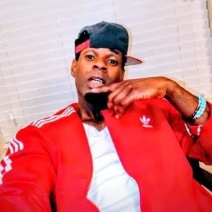 CrookedBeaut Public Foto 3