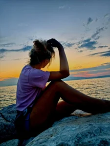 LadyAriaHunt beach🌞🌴🏖️  2. fénykép