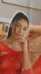 IssaX_: Public ( 5 фото)