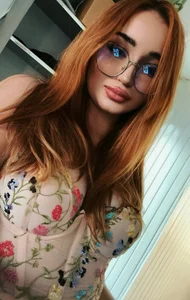 KendallGlow more sexy :3  4. fénykép