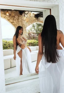 MadeleineSanez Public Pic 5