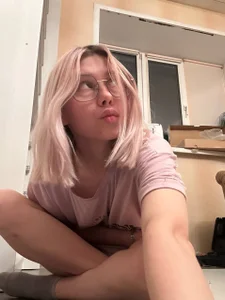 MidnightLily_ hello Pic