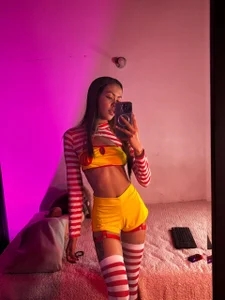SofiaRosse1 🍟🍔  8. fénykép