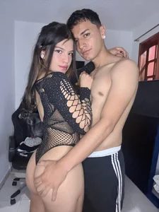 MissfortuneAndJax Ocúpale sexy - {count, plural, one {תמונה אחת} two {שתי תמונ ות} many {# תמונות} other {# תמונות}}