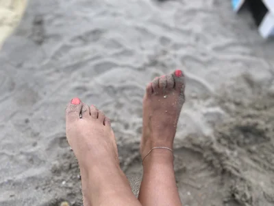 goddessalysse's beach time Sex Photo 5