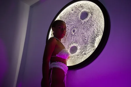 Euphoria_07 💫🖤 On the moon thinking of you 🌙🥵 Foto 4