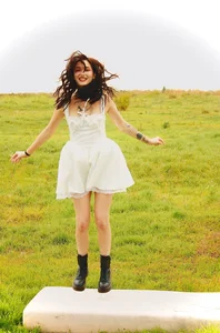 Lisa_Juicy: Public ( 4 фото)