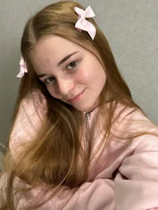 RosamariaBreeding Sweet Face, Sharp Intentions 😏 Foto 3