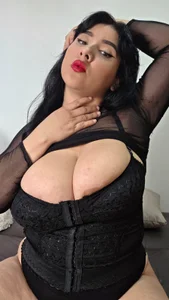 rosebigboobs: 🤗😘I want you with me forever...don't stop visiting me🤗😘 ( 2 фото)