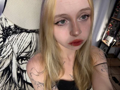 ElvenCat's XXX Nude Photo 7