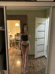 ms_kelarini Public Pic 8