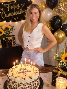 Bryony_Sullyvan kullanıcısının Happy birthday to me albümü -  3 fotoğraf