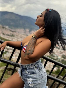 ElleGisellee INDEPENDENCE DAY 🇺🇸 Foto 3