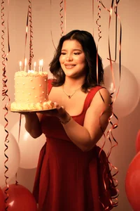 AvrillThomas Celebrate with me 💖🎂🎁 Foto 4