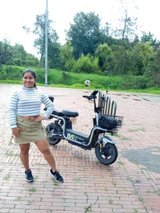 Paula6Colombia kullanıcısının A ride on my electric bike albümü -  3 fotoğraf
