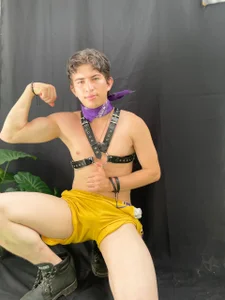 ADAM_CUMS sun hot Kuva 4