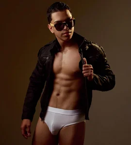 Taylor_John: 🎩 ( фото)