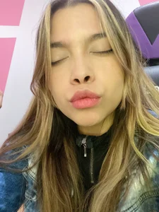 LuisaReyes_2911 Public صورة واحدة|LuisaReyes_2911 Public صورتان|LuisaReyes_2911 Public  5 صور|LuisaReyes_2911 Public  5 صورة