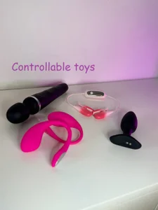 SabrinaRose_xxxMy toys Bild