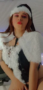 kathypink_ Xmass 2022 Pic 5