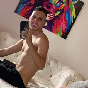 CamiloSanzz Public Pic 2