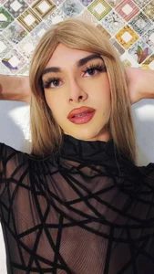 MaxiRogers Which do you like the most? Choose your favorite Pic 8