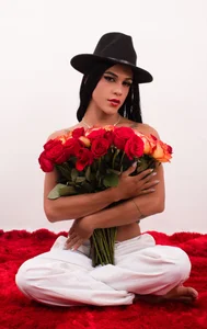 Zdjęcia DeniseVillareal today is my birthday:  5