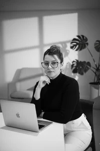 Your trusted secretary od Chanelll_Taylorr_  snímek