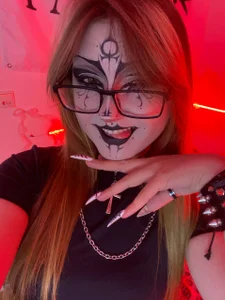 GIVE ME YOUR SOUL😈❤️ od CucKuhta  3 snímek