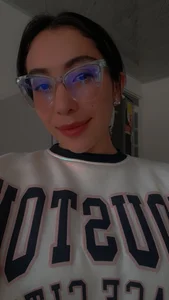 Public de emma_rouse69  2 Imagens